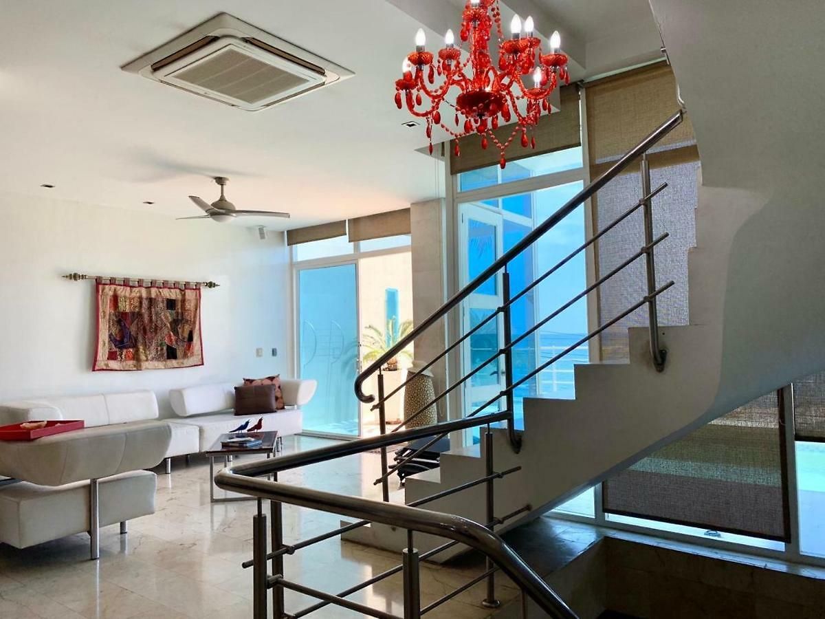 Hermosa Casa Frente Al Mar En Cartagena/ Beautiful House Facing The Sea - Cartagena