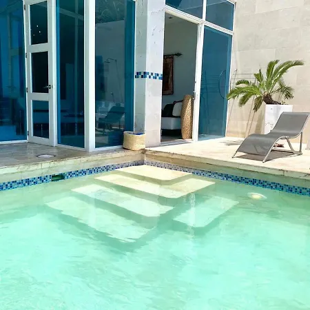 Hermosa Casa Frente Al Mar En Cartagena/ Beautiful House Facing The Sea - Pensión Cartagena