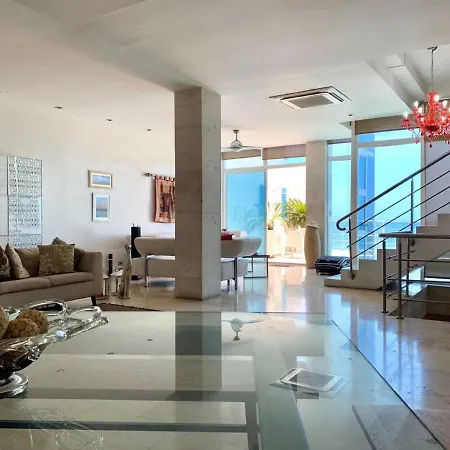 Hermosa Casa Frente Al Mar En Cartagena/ Beautiful House Facing The Sea - * Cartagena
