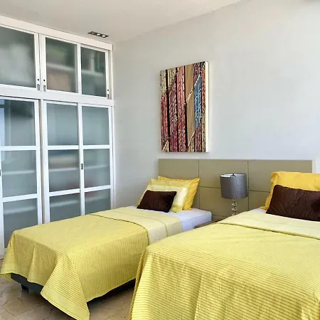 Hermosa Casa Frente Al Mar En Cartagena/ Beautiful House Facing The Sea - * Cartagena